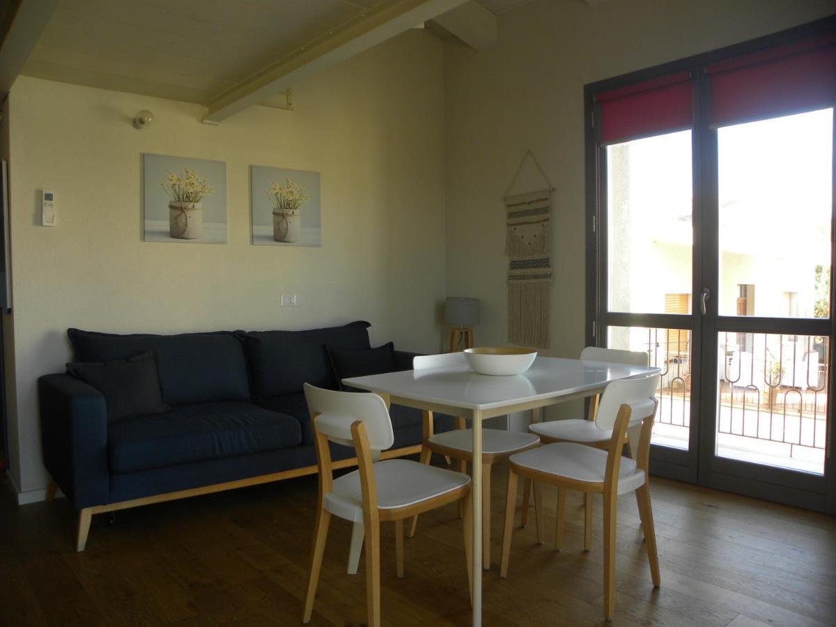 Petra Magica Apartment San Pantaleo Bagian luar foto